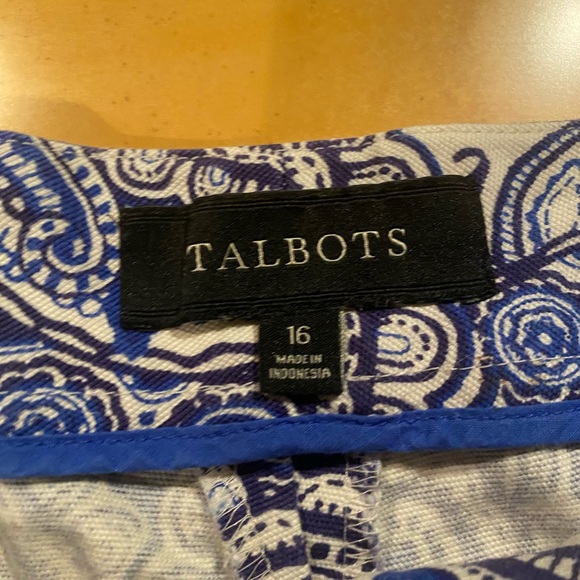 Talbots shorts - Picture 3 of 5